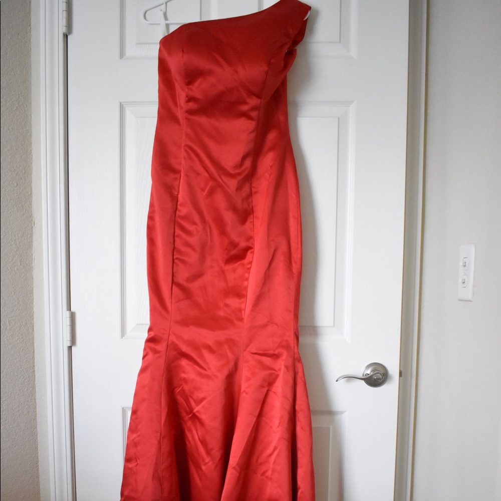 Brand New Red Formal Gown. - Picture 2 of 3